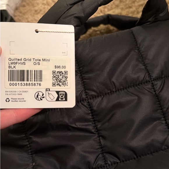 lululemon athletica Black Quilted Puffer Tote - Picture 2 of 3